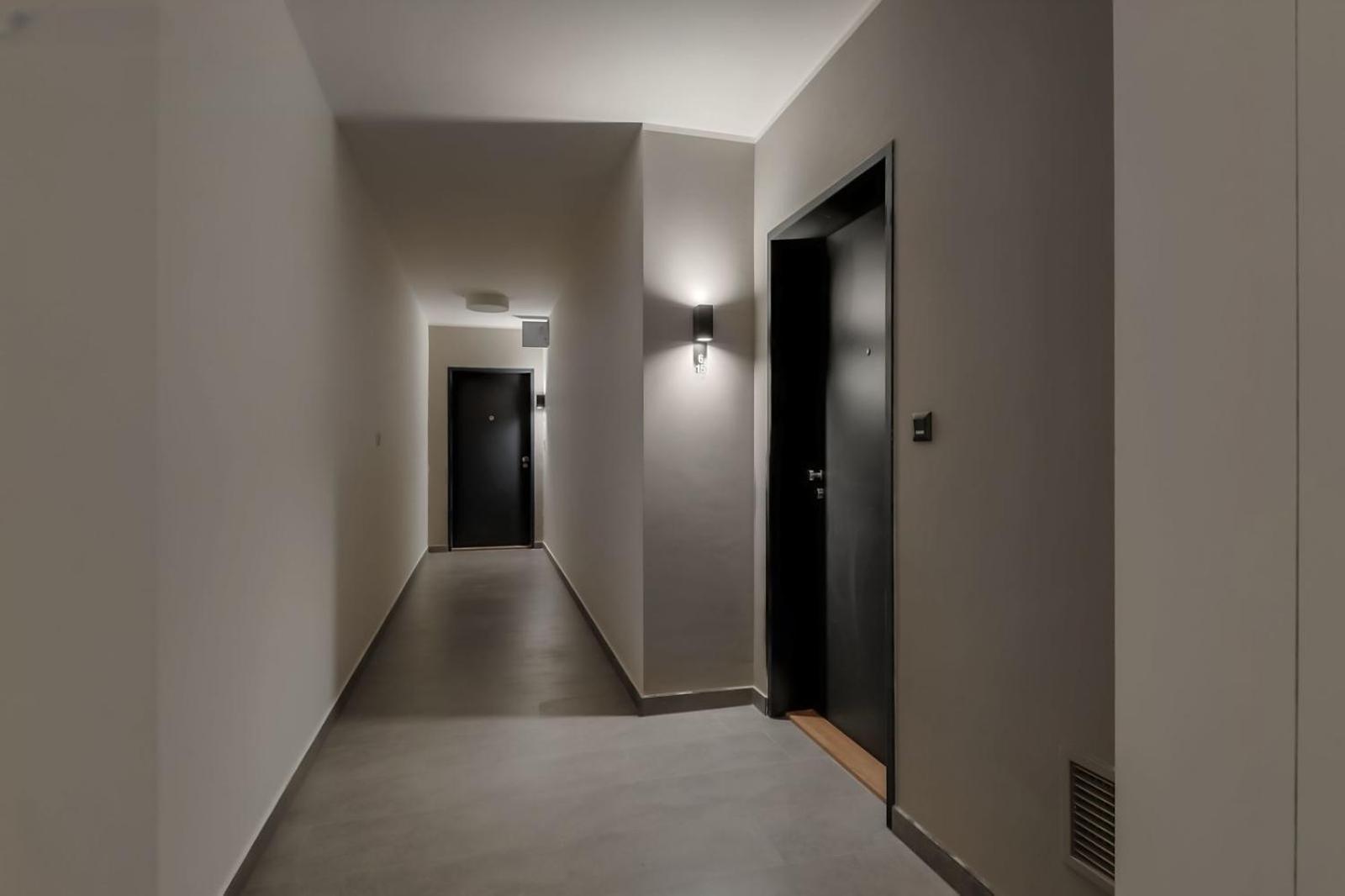 Holesovice Delight: Modern Comfort With A Twist In Prague 7 ภายนอก รูปภาพ