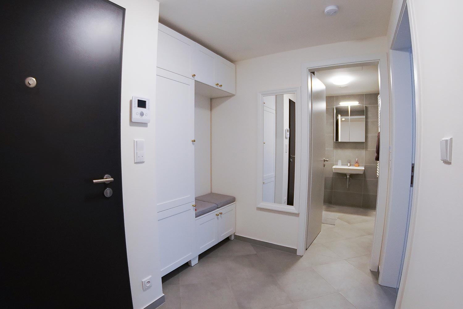 Holesovice Delight: Modern Comfort With A Twist In Prague 7 ภายนอก รูปภาพ